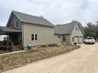 108 Oak St, Spillville, IA 52168