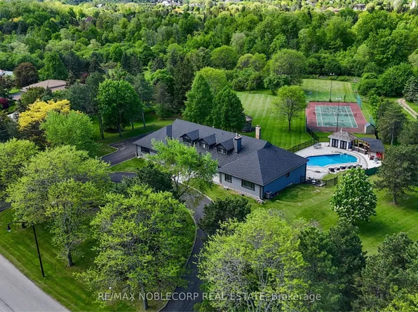 14 Bowman Ave, Brampton, ON L6P 0X5