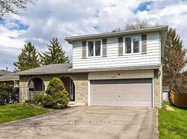 675 Waverly St N, Oshawa, ON L1J 6C1