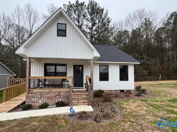 1403 Norman St, Gadsden, AL 35903