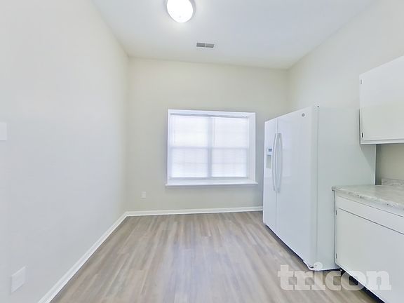 4th image of 4669 Driftwood Ln
