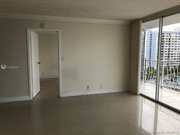 5th image of 7601 E Treasure Dr APT 1014