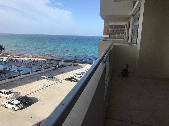 Balcony view/Ocean view 
