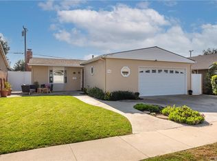 920 Driftwood Ave, Seal Beach, CA 90740