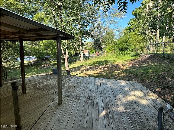 4th image of 506 Eastern Ave