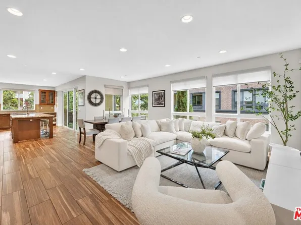 #12883 W Runway Rd. #1, Playa Del Rey, CA 90094