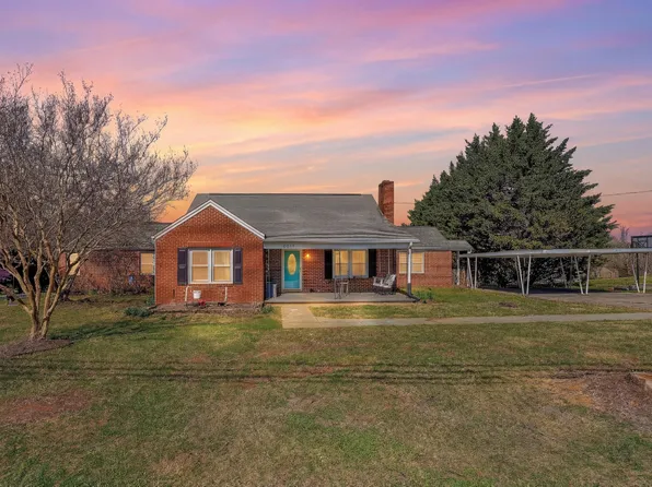 6831 Booker T Washington Hwy, Wirtz, VA 24184