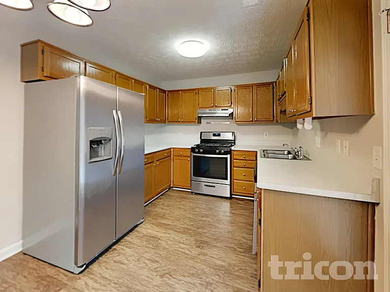 1858 Hickory Creek Ct NW — Photo 4