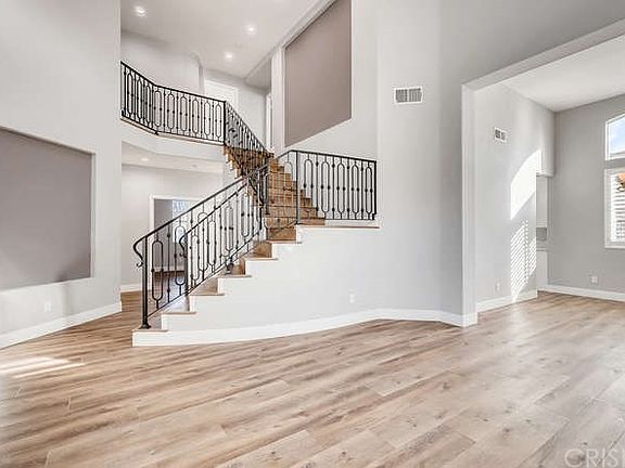 5th image of 29762 Shenandoah Ln