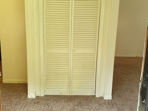 2nd image of 500 Lakeside St APT 4