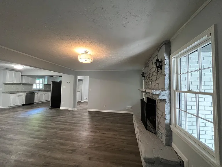 1190 Hope Rd — Photo 6
