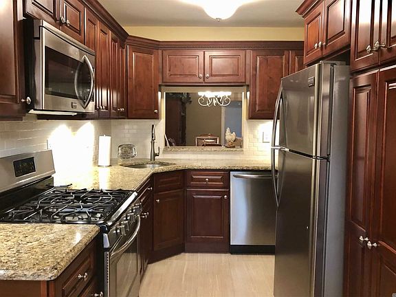 2nd image of 66 Pleasantview Dr