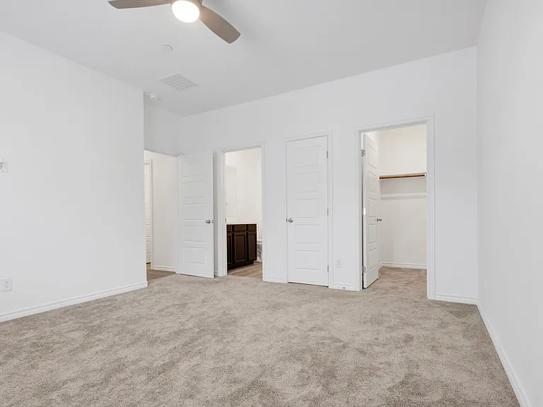 25 Barbara Ln #2 — Photo 12