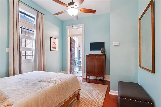 1433 Dauphine St — Photo 11
