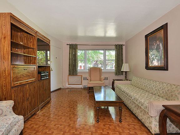 3rd image of 67-19 152nd St #212A
