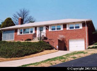 6416 Princeton Dr, Alexandria, VA 22307