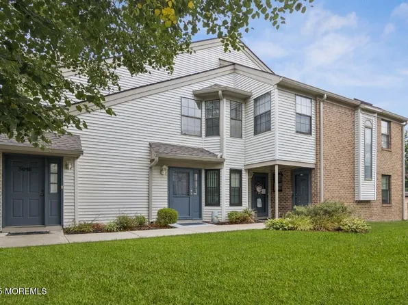 3014 Lighthouse Lane #3014, Parlin, NJ 08859