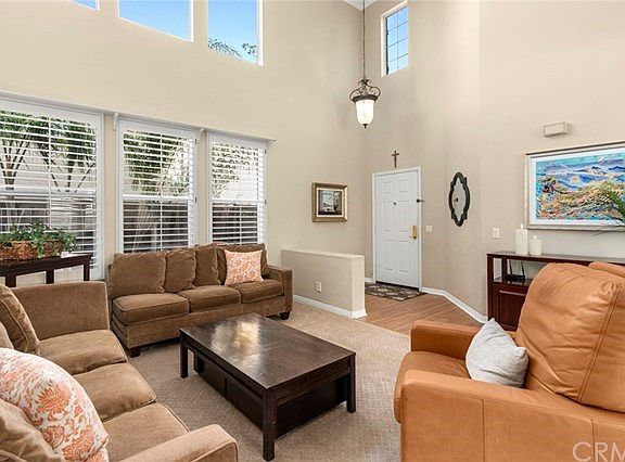 3rd image of 8655 E Windsong Dr