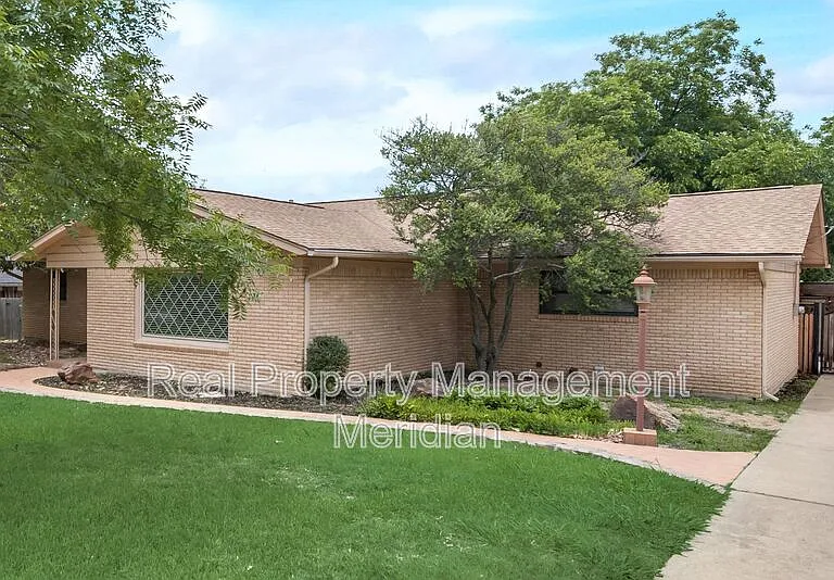 5700 Wessex Ave — Photo 10