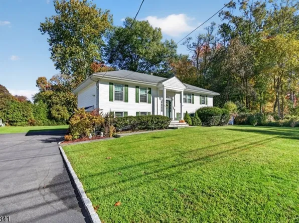 741 Linwood Ave, Ridgewood Village, NJ 07450