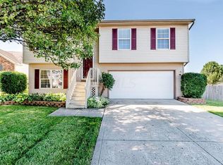 386 Grandlin Park Dr, Blacklick, OH 43004