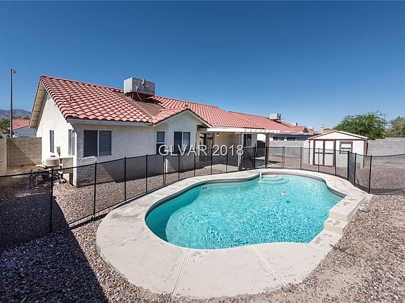 3rd image of 523 Stonehurst Dr