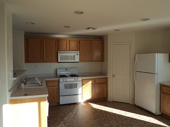 2nd image of 6155 Murphys Windmill Ave