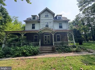 135 S Lansdowne Ave, Lansdowne, PA 19050
