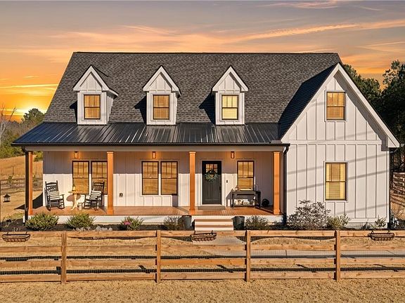 3rd image of 360 Old Cartersville Rd