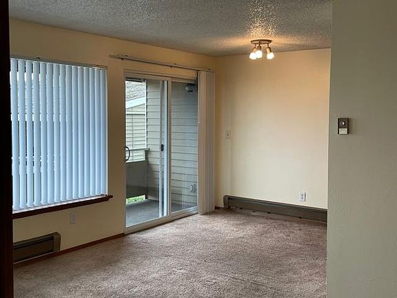 2nd image of 2902 N Carr St APT 15
