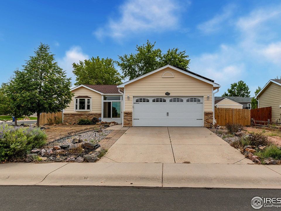 1st image of 200 Mountain Ash Ct