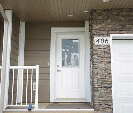 3rd image of 212 Willis Cres Unit 406