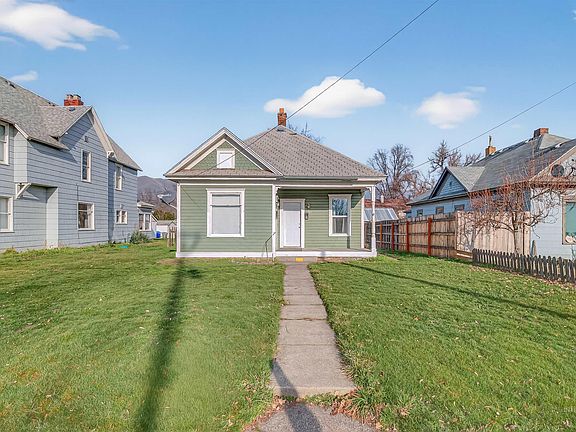 2nd image of 321 2nd Ave