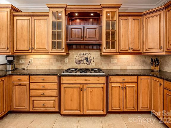 5th image of 9185 Grayson Green Ln #83