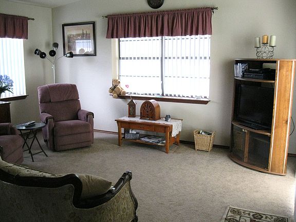 2nd image of 4108 N Nebraska St