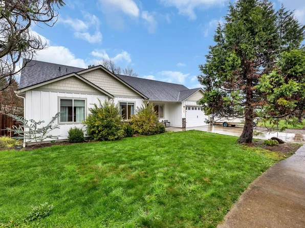 205 S Hubbard Ave, Yacolt, WA 98675