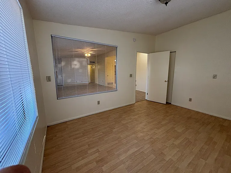 E 2nd Pl — Photo 22