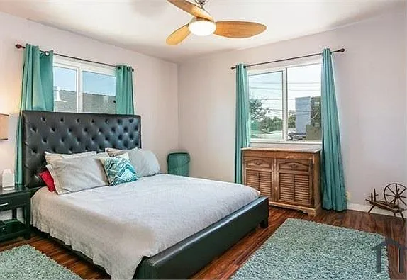 3 bed, 1000 sqft, $4,000 — Photo 3