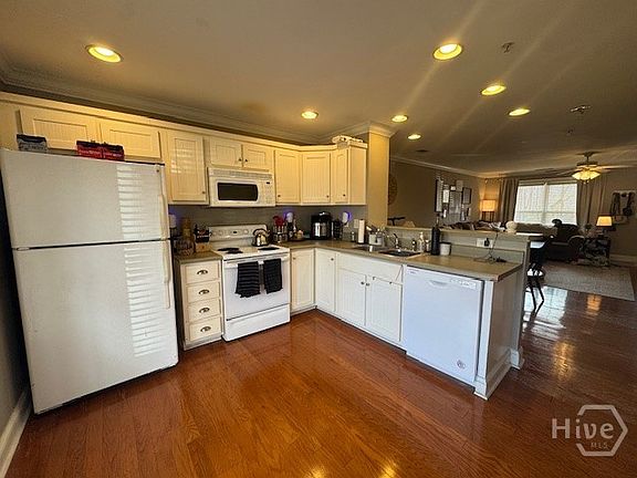 5th image of 490 Barnett Shoals Road #229