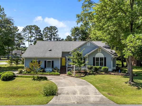 306 Channel Run Drive, New Bern, NC 28562