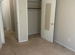 4355 Maryland Ave APT 320, Saint Louis, MO 63108