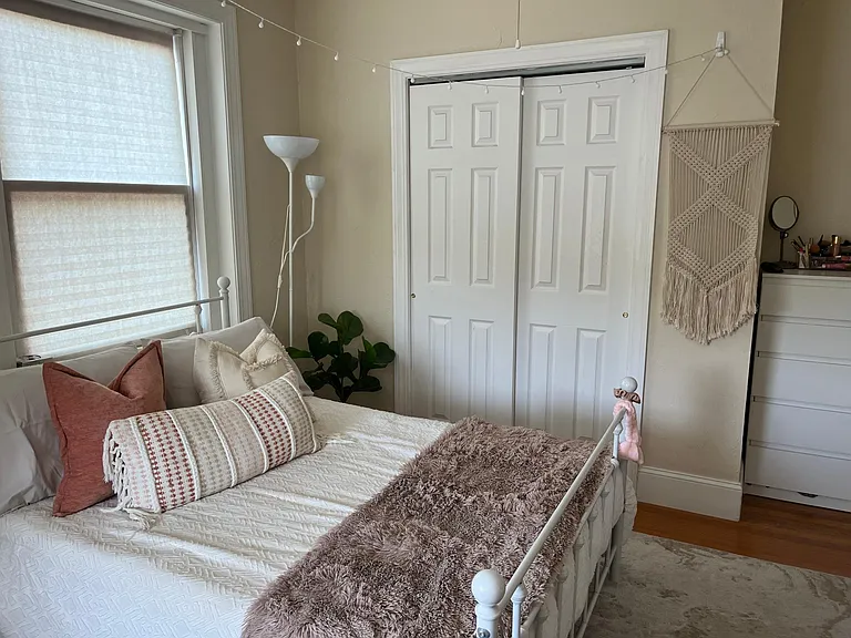 100 Saint Marys St #18 — Photo 10