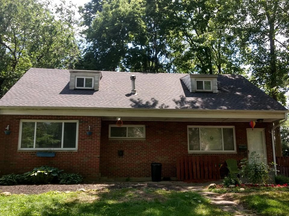 1st image of 979 Parkway Dr