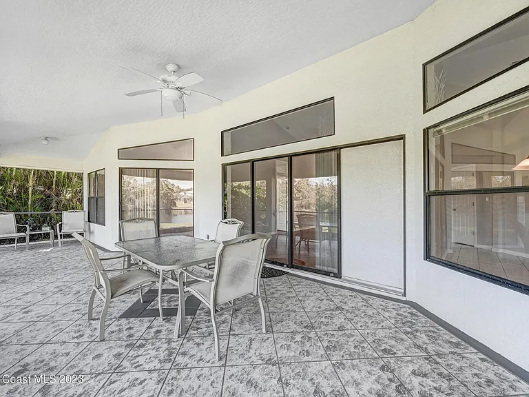 3643 Bluefield Ave — Photo 32