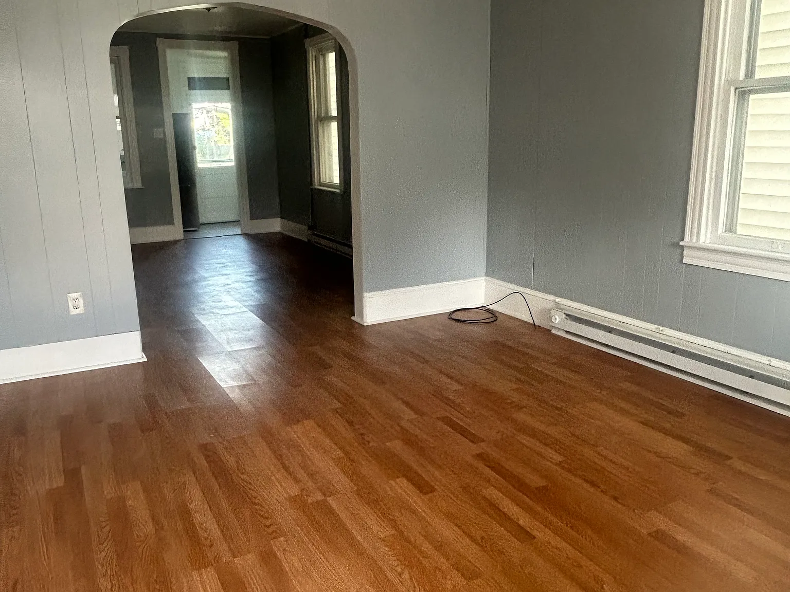 2 bed, $1,000 — Photo 2