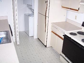 3rd image of 6046 Westgate Dr APT 202