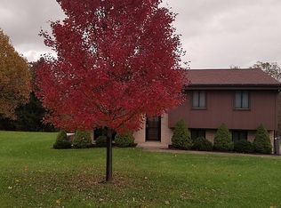 4972 Field Acres Dr, Gibsonia, PA