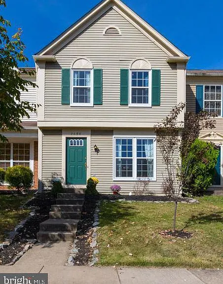 2696 McGuffeys Ct — Photo 1