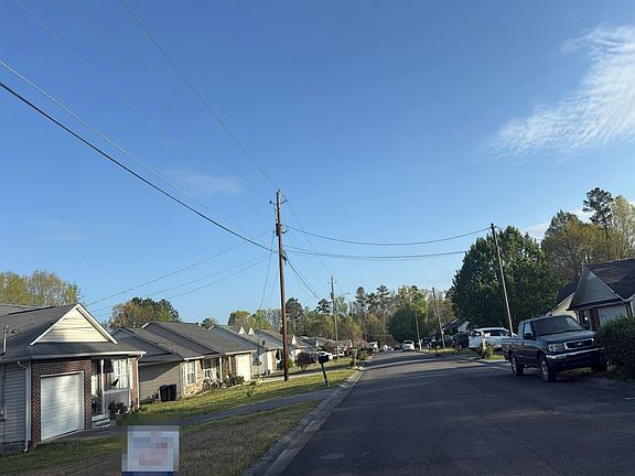 4th image of 140 Beverly Dr SW