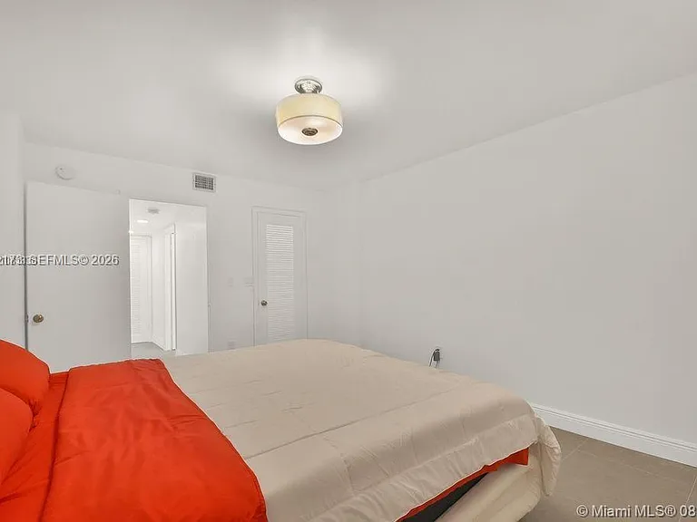 18041 Biscayne Blvd #801 — Photo 19